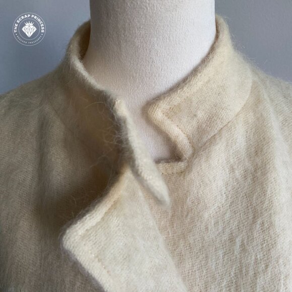 Vintage 1950s Cricket New York Mohair Wool Belted Trench Coat, Size 8 - Picture 4 of 12